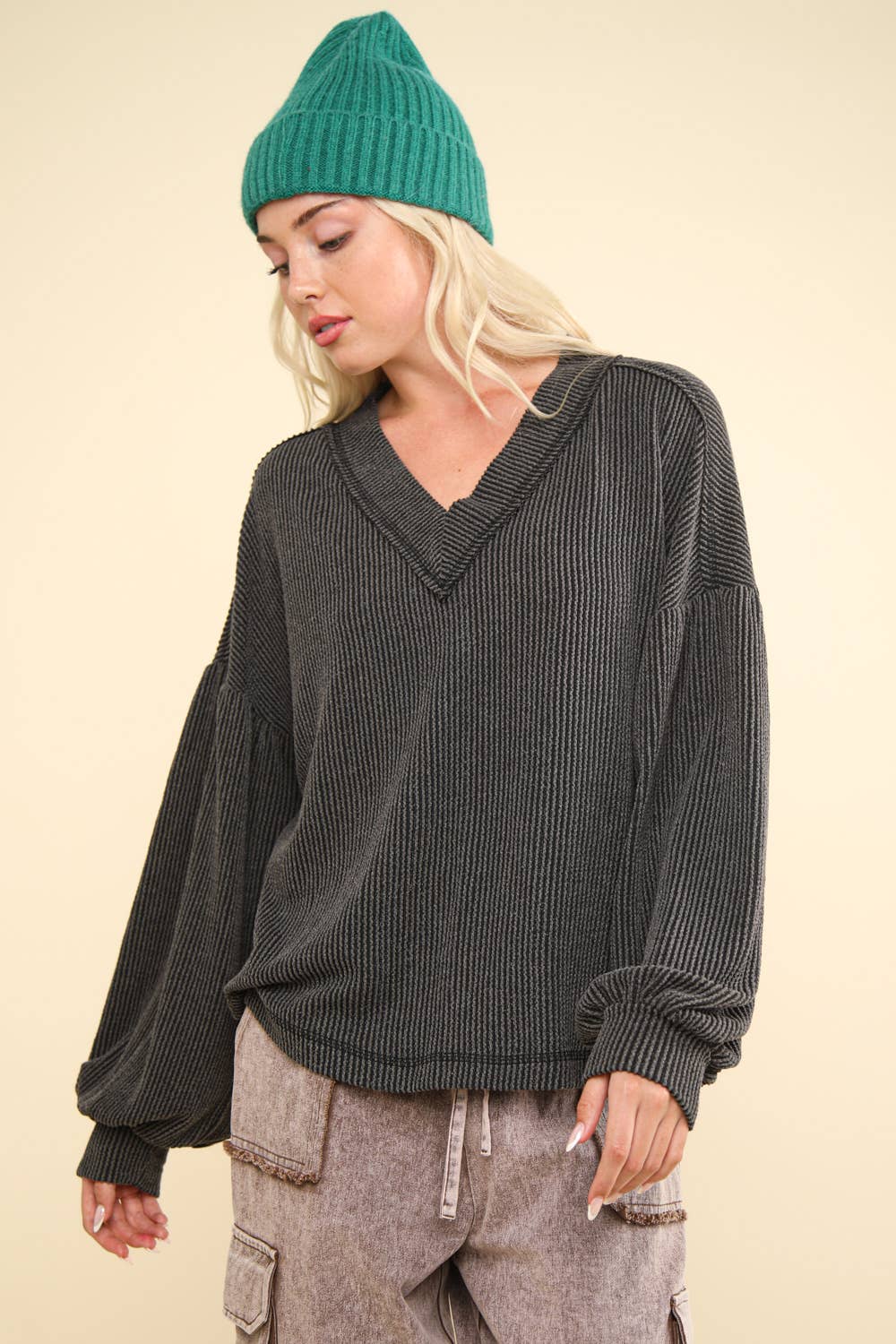 Two Tone Otto Ribbed V-Neck Oversized Knit Top