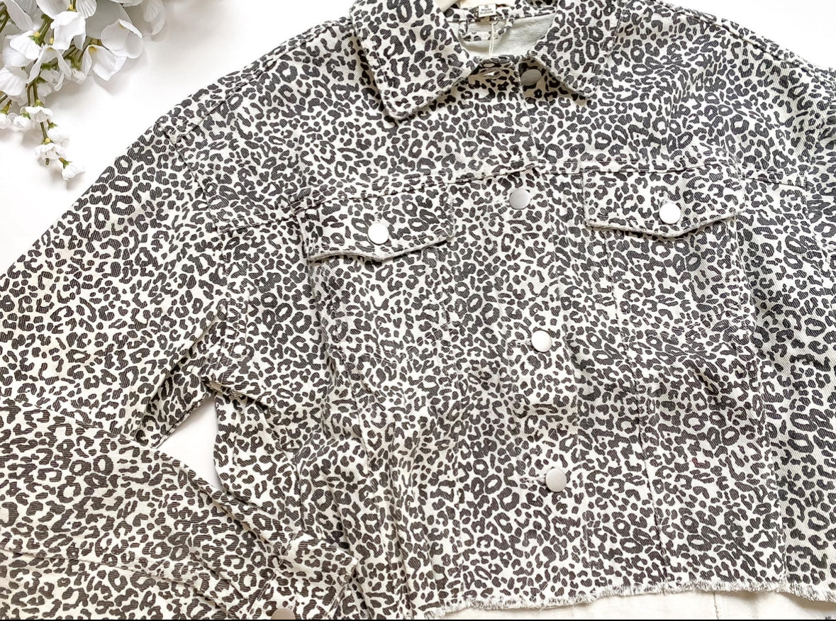 Leo Cropped Denim Jacket