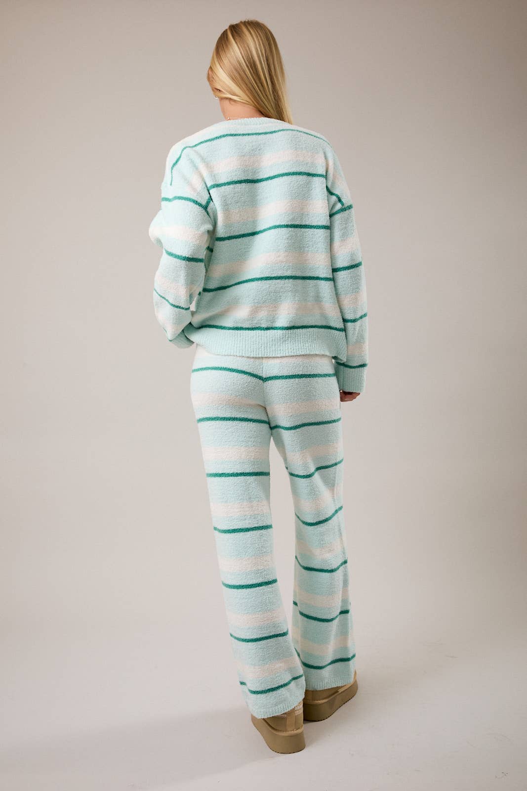 LONG SLEEVE STRIPE SWEATER TOP WITH WIDE LEG SWEATER PANTS