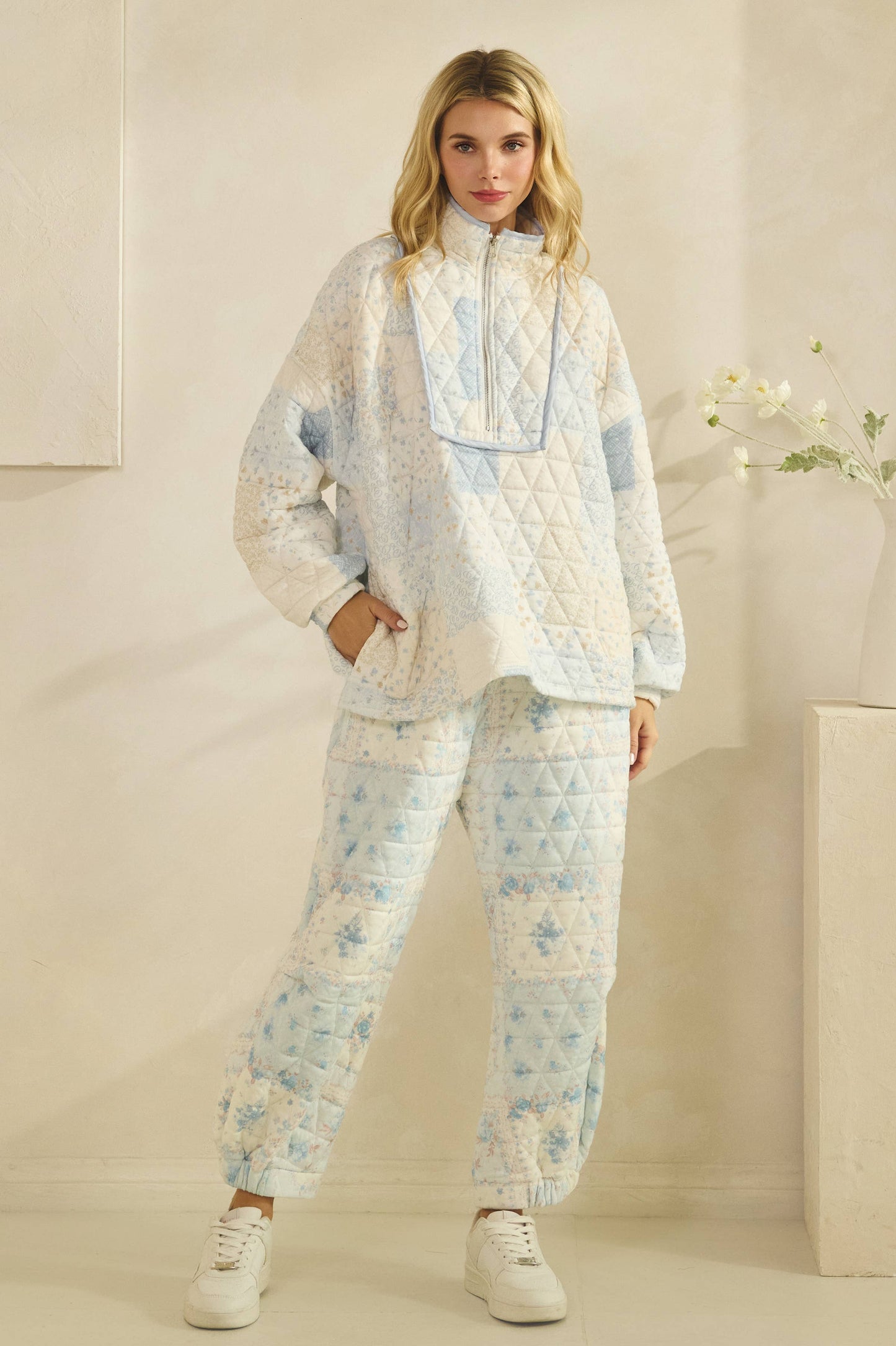 Floral textured lounge pants