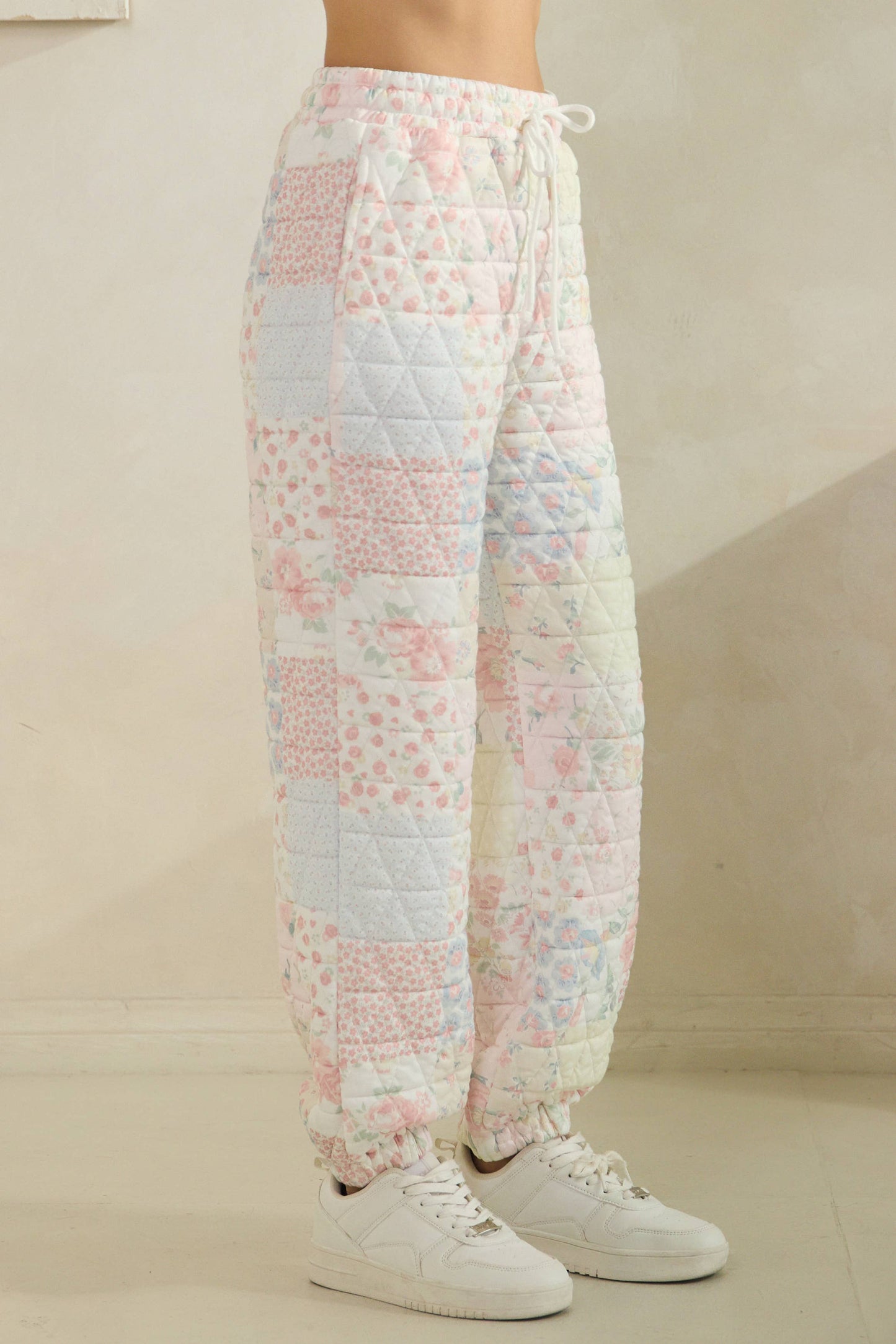 Floral textured lounge pants