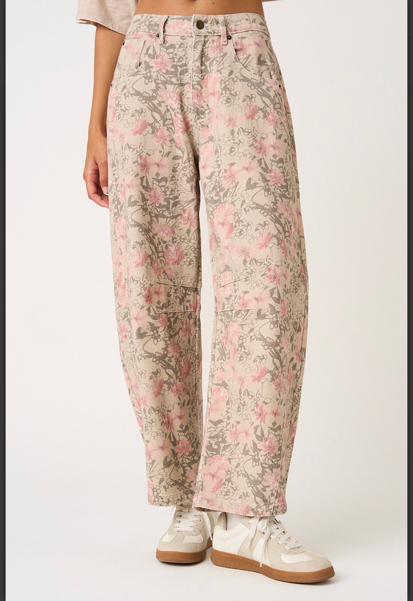 Vintage Look Floral Elastic Waist Barrel Jeans