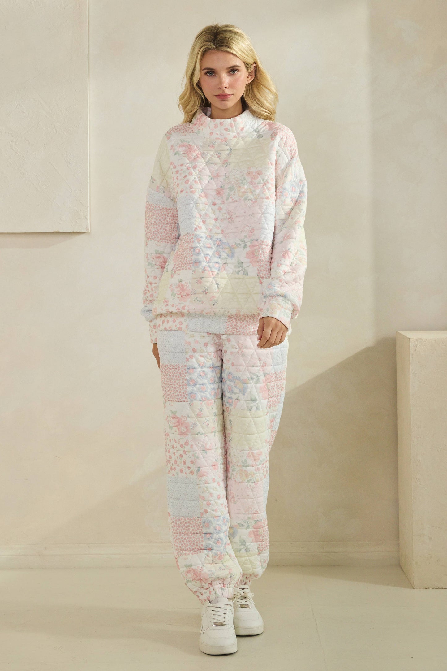 Floral textured lounge pants