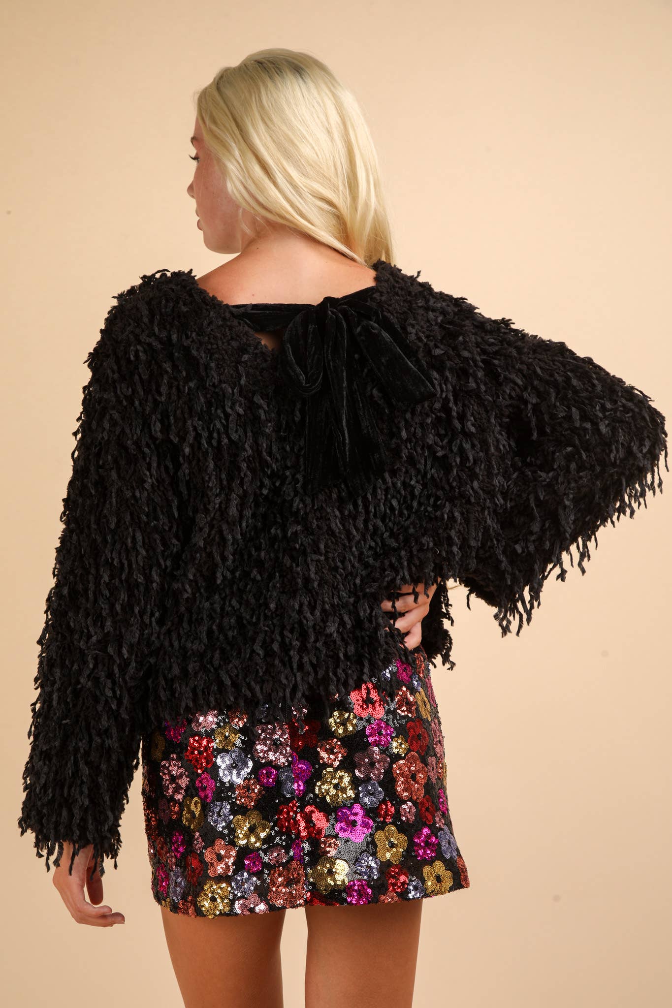 Holiday Fur Knit Top with Back Velvet Ribbon